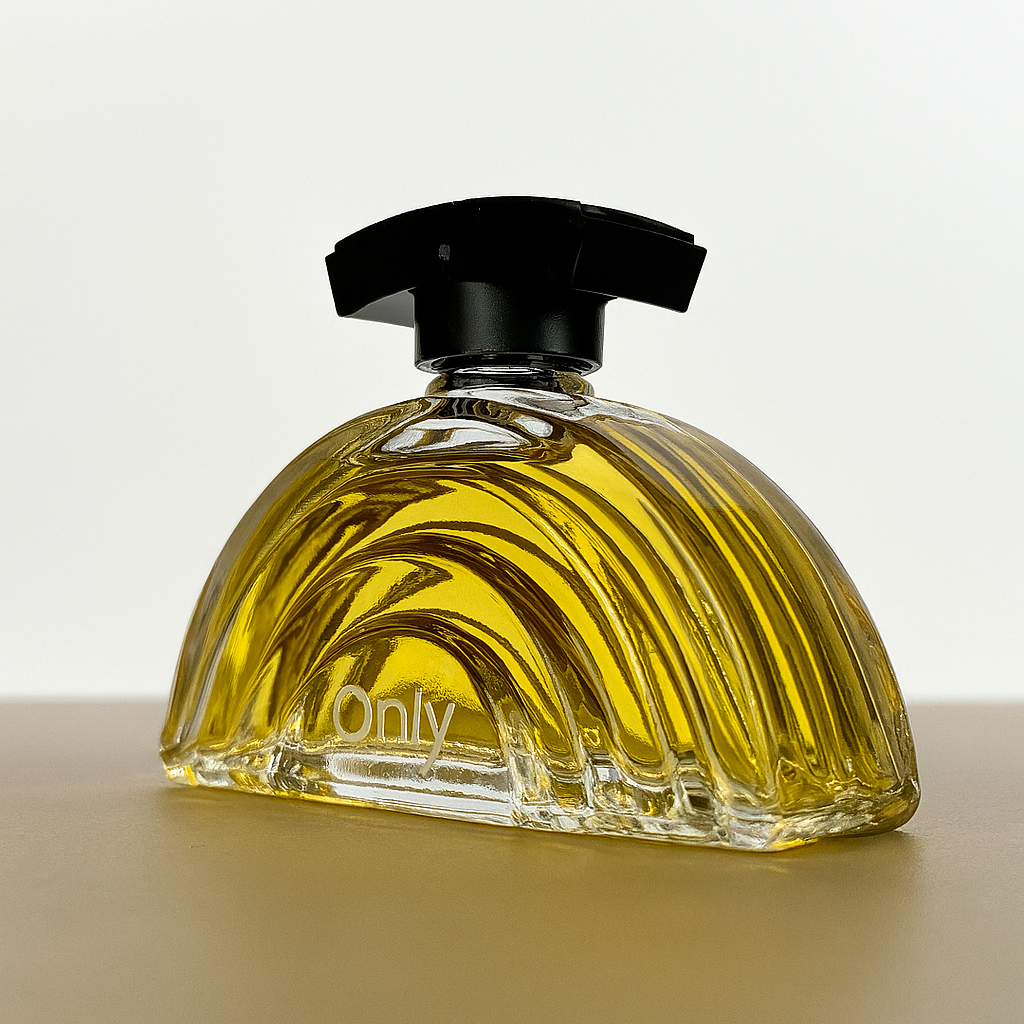 Julio Iglesias Only 10ml Flakon auf neutralem Hintergrund.